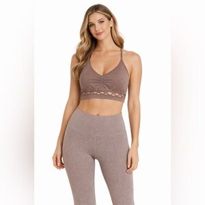 Victoria’s Secret VSX Elevate Strappy Sports Bra Caramel Kiss Size S